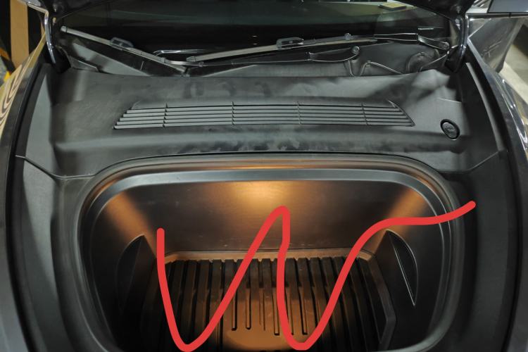 Used Tesla Model Y 2022 Rear-Wheel-Drive Version Engine Bay