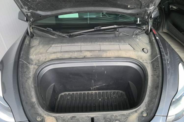 Used Tesla Model Y 2022 Revised Version Rear-Wheel Drive Engine Bay