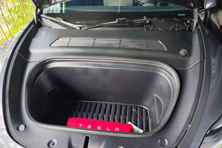 Used Tesla Model Y 2022 Revised Version Rear-Wheel Drive Engine Bay
