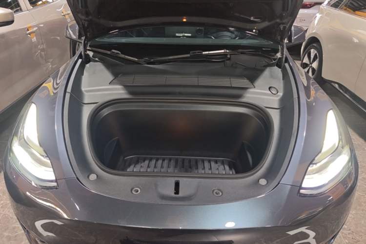 Used Tesla Model Y 2022 Revised Version Rear-Wheel Drive Engine Bay