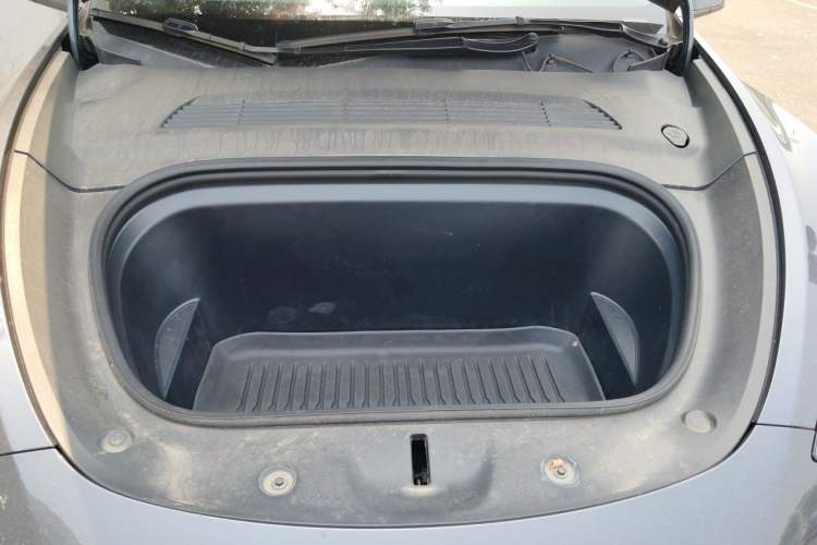 Used Tesla Model Y 2022 Revised Version Rear-Wheel Drive Engine Bay