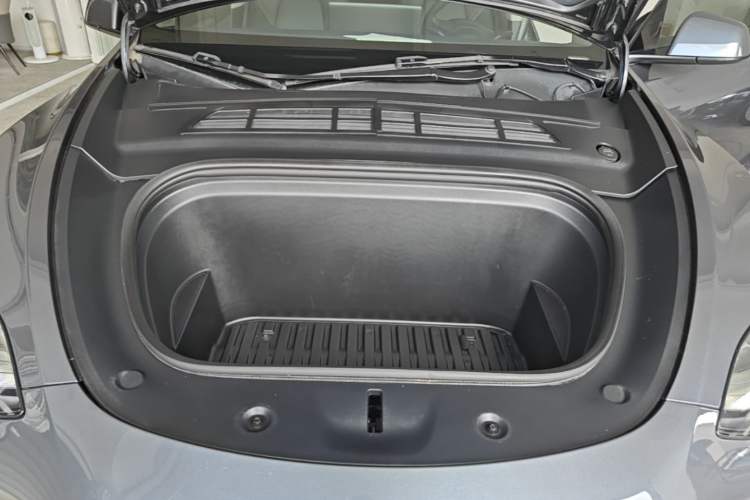 Used Tesla Model Y 2022 Long-Range All-Wheel-Drive Version Engine Bay