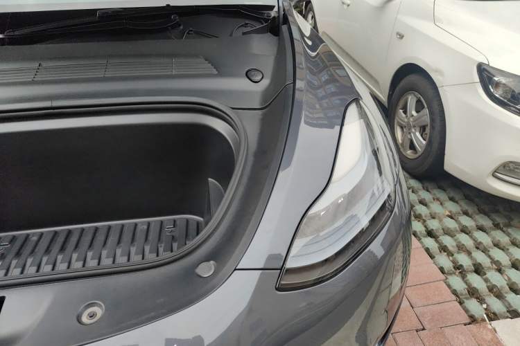 Used Tesla Model Y 2022 Revised Version Rear-Wheel Drive Engine Bay Left