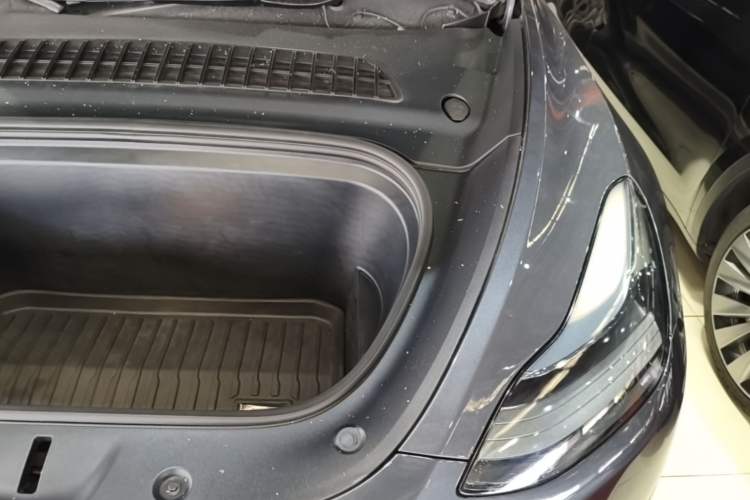 Used Tesla Model Y 2022 Revised Version Rear-Wheel Drive Engine Bay Left