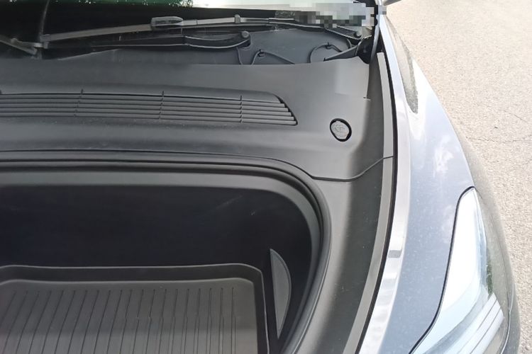 Used Tesla Model Y 2022 Rear-Wheel-Drive Version Engine Bay Left