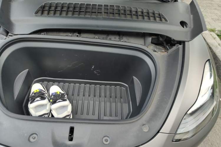 Used Tesla Model Y 2022 Revised Version Rear-Wheel Drive Engine Bay Left