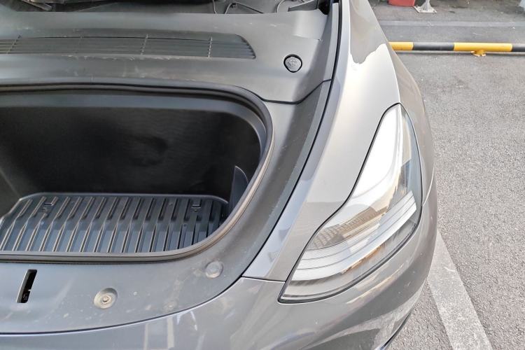 Used Tesla Model Y 2022 Long-Range All-Wheel-Drive Version Engine Bay Left