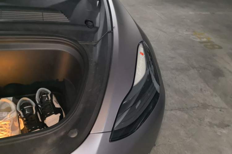 Used Tesla Model Y 2022 Performance High-Performance All-Wheel-Drive Version Engine Bay Left
