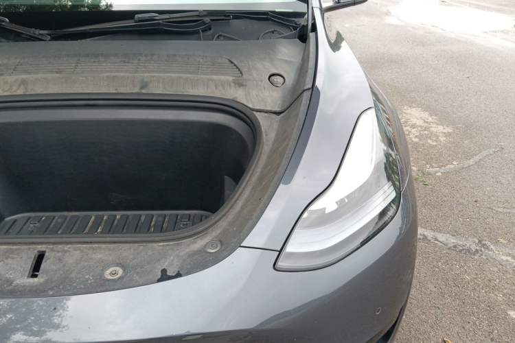 Used Tesla Model Y 2022 Revised Version Rear-Wheel Drive Engine Bay Left