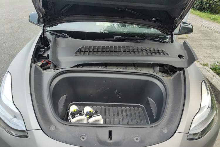 Used Tesla Model Y 2022 Revised Version Rear-Wheel Drive Engine Bay