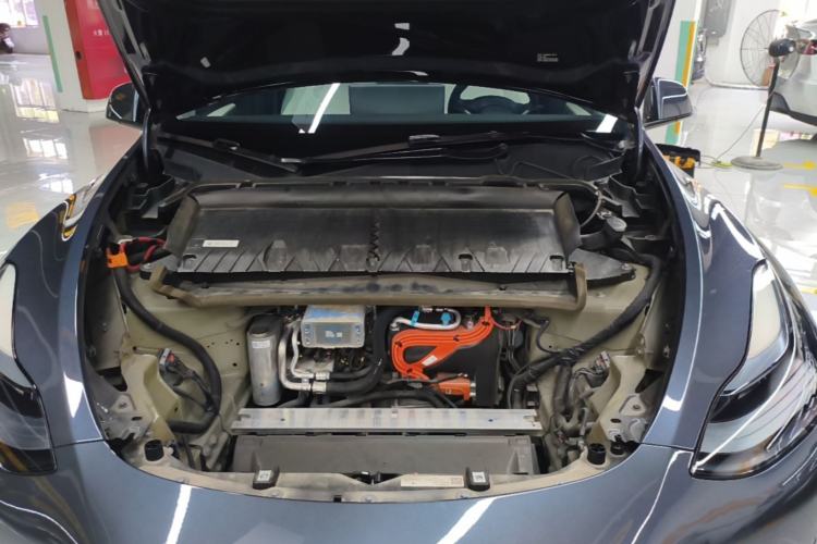 Used Tesla Model Y 2022 Performance High-Performance All-Wheel-Drive Version Engine Bay