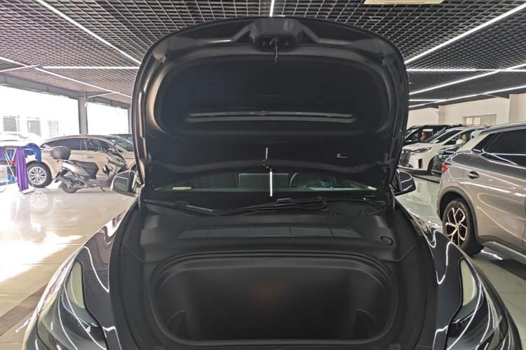 Used Tesla Model Y 2022 Revised Version Rear-Wheel Drive Engine Bay