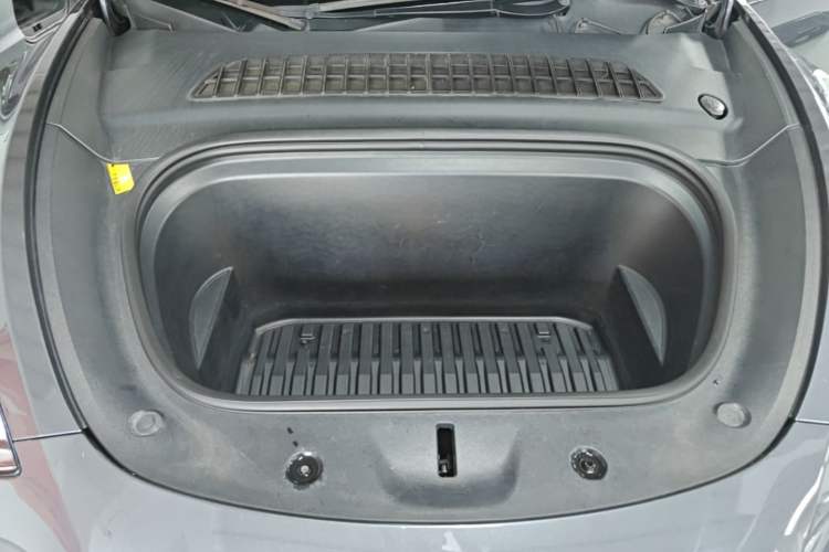 Used Tesla Model Y 2022 Revised Version Rear-Wheel Drive Engine Bay
