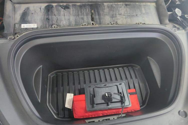Used Tesla Model Y 2022 Revised Version Rear-Wheel Drive Engine Bay