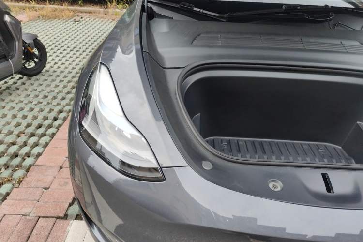 Used Tesla Model Y 2022 Revised Version Rear-Wheel Drive Engine Bay Right