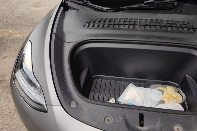 Used Tesla Model Y 2022 Revised Version Rear-Wheel Drive Engine Bay Right