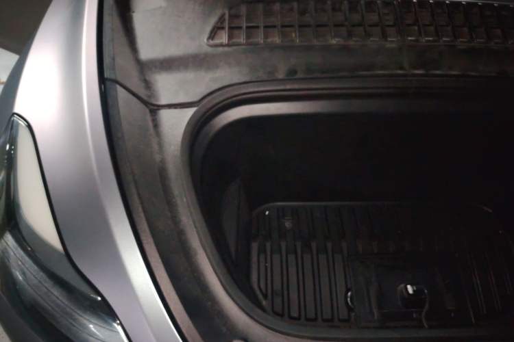 Used Tesla Model Y 2022 Revised Version Rear-Wheel Drive Engine Bay Right