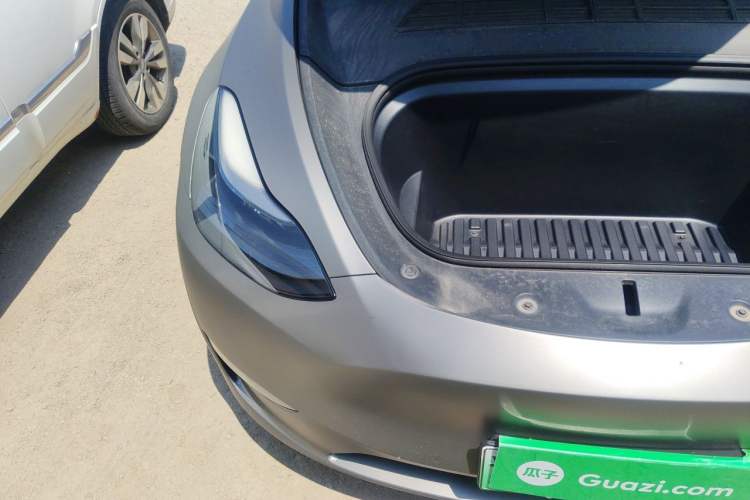 Used Tesla Model Y 2022 Long-Range All-Wheel-Drive Version Engine Bay Right