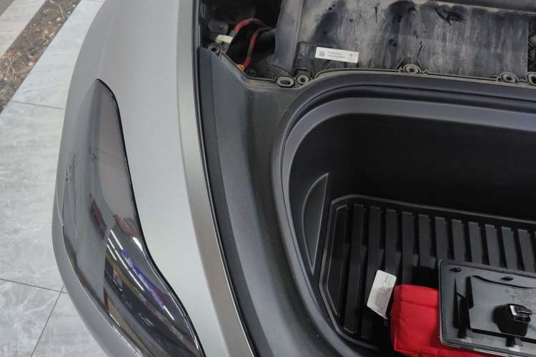Used Tesla Model Y 2022 Revised Version Rear-Wheel Drive Engine Bay Right