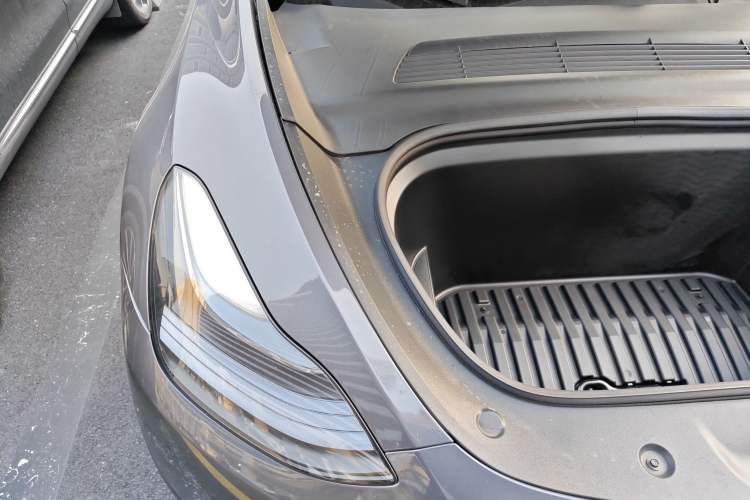 Used Tesla Model Y 2022 Long-Range All-Wheel-Drive Version Engine Bay Right