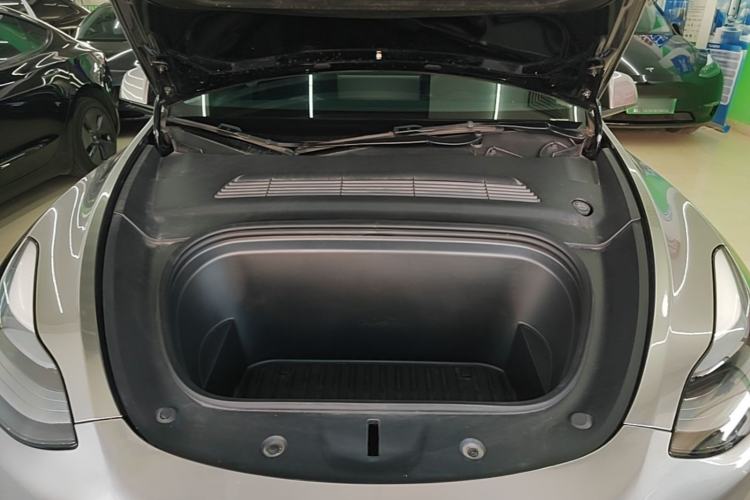 Used Tesla Model Y 2022 Revised Version Rear-Wheel Drive Engine Bay