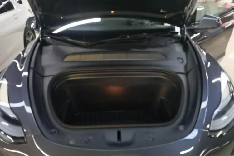 Used Tesla Model Y 2022 Revised Version Rear-Wheel Drive Engine Bay