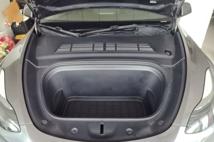 Used Tesla Model Y 2022 Long-Range All-Wheel-Drive Version Engine Bay