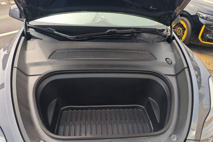 Used Tesla Model Y 2022 Revised Version Rear-Wheel Drive Engine Bay