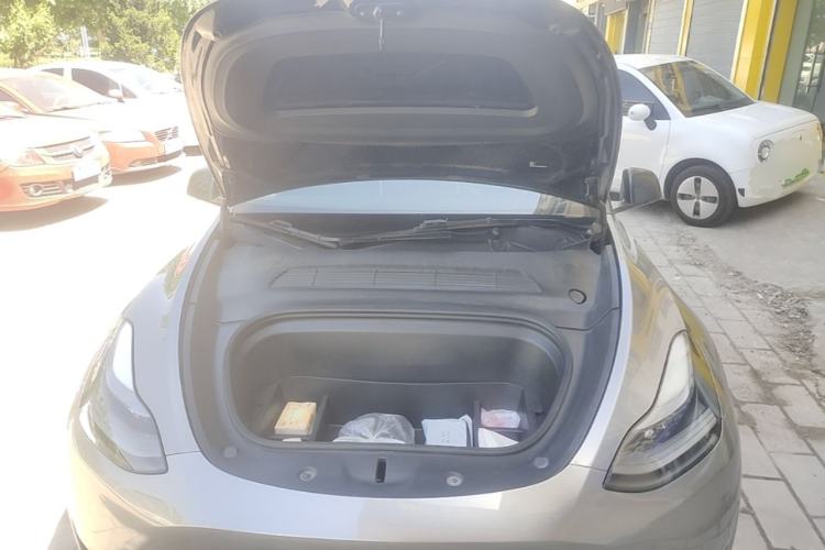 Used Tesla Model Y 2022 Rear-Wheel-Drive Version Engine Bay