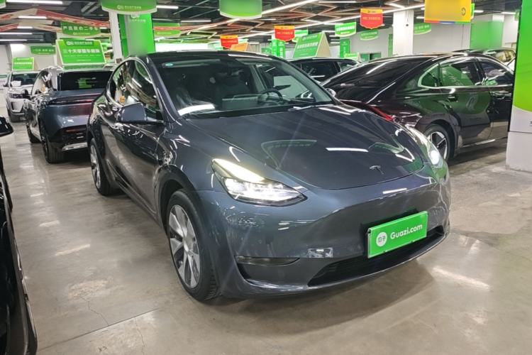 Used Tesla Model Y 2022 Long-Range All-Wheel-Drive Version Exterior 1