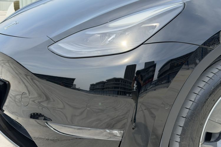 Used Tesla Model Y 2022 Long-Range All-Wheel-Drive Version Exterior 1