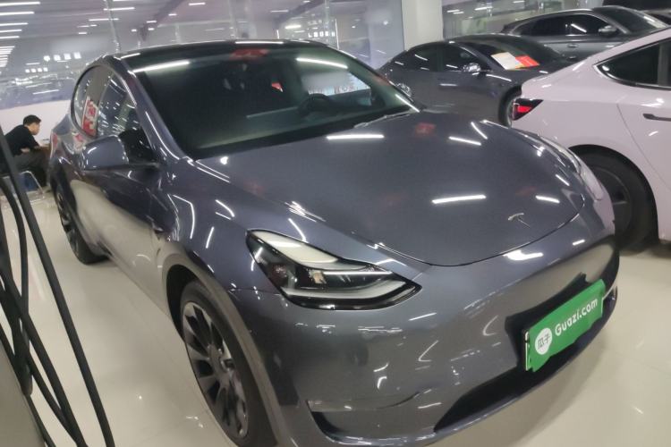 Used Tesla Model Y 2022 Long-Range All-Wheel-Drive Version Exterior 1