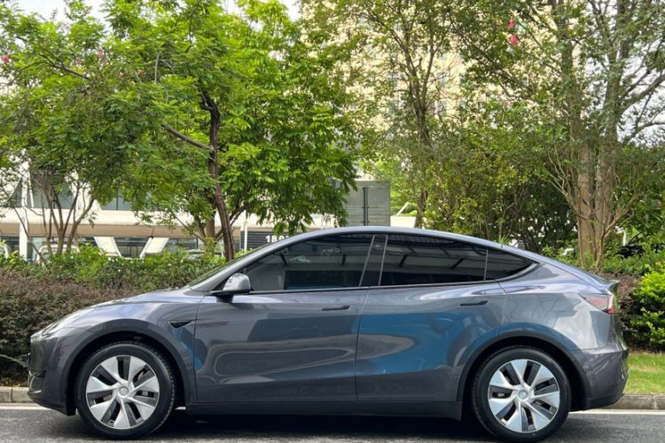 Used Tesla Model Y 2022 Revised Version Rear-Wheel Drive Exterior 2