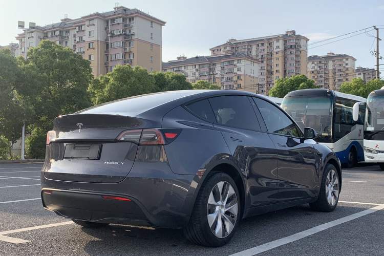 Used Tesla Model Y 2022 Rear-Wheel-Drive Version Exterior 3