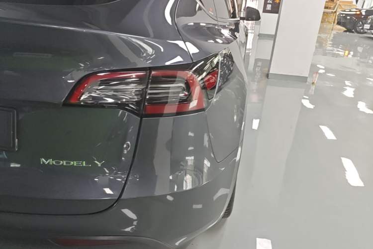 Used Tesla Model Y 2022 Rear-Wheel-Drive Version Exterior 3