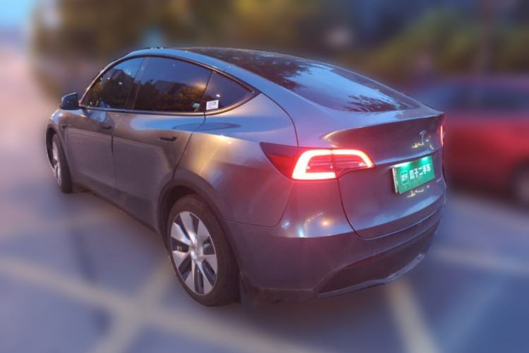 Used Tesla Model Y 2022 Revised Version Rear-Wheel Drive Exterior 3