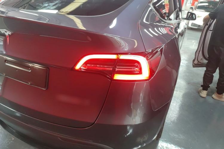 Used Tesla Model Y 2022 Rear-Wheel-Drive Version Exterior 3