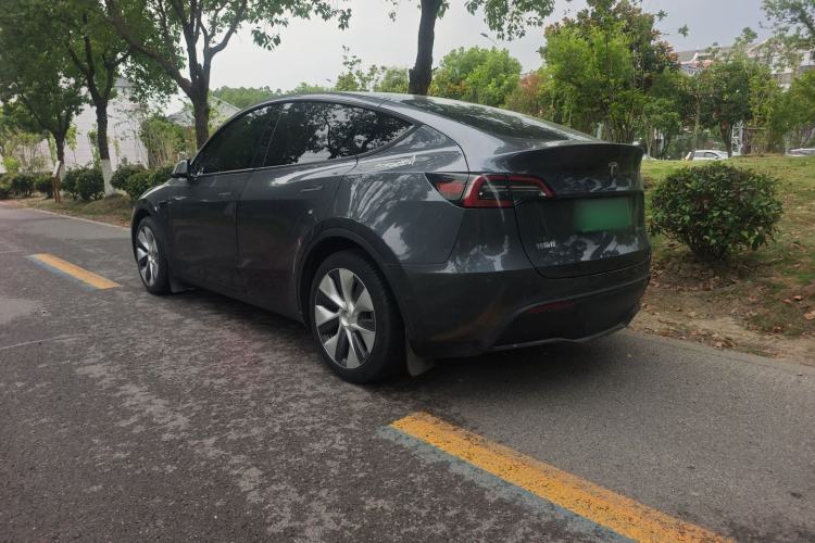 Used Tesla Model Y 2022 Rear-Wheel-Drive Version Exterior 5