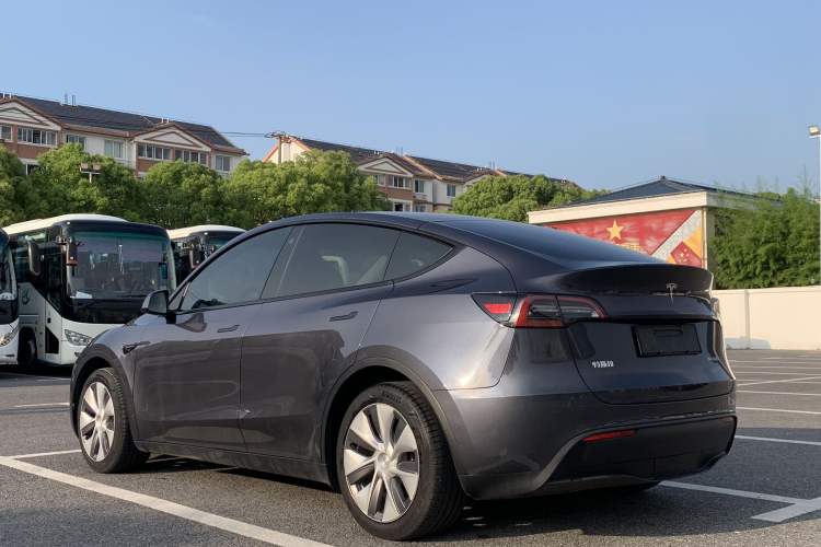 Used Tesla Model Y 2022 Rear-Wheel-Drive Version Exterior 5