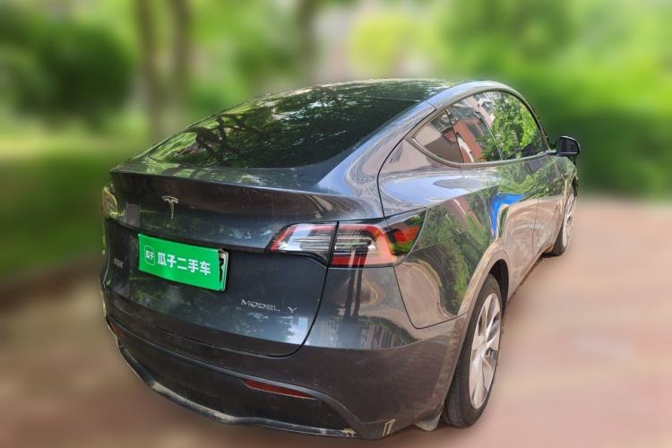 Used Tesla Model Y 2022 Rear-Wheel-Drive Version Exterior 5