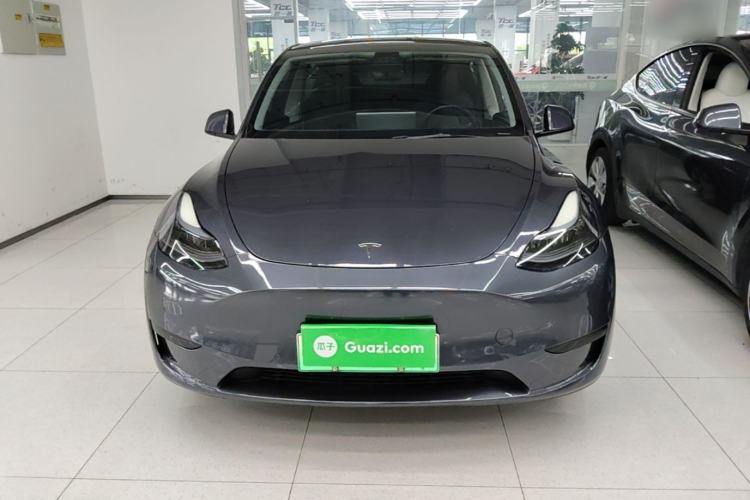 Used Tesla Model Y 2022 Rear-Wheel-Drive Version Front