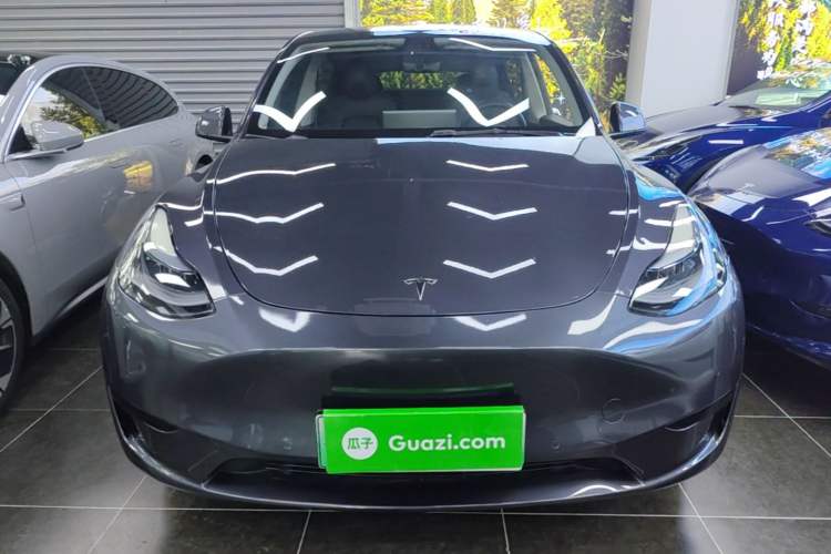 Used Tesla Model Y 2022 Rear-Wheel-Drive Version Front