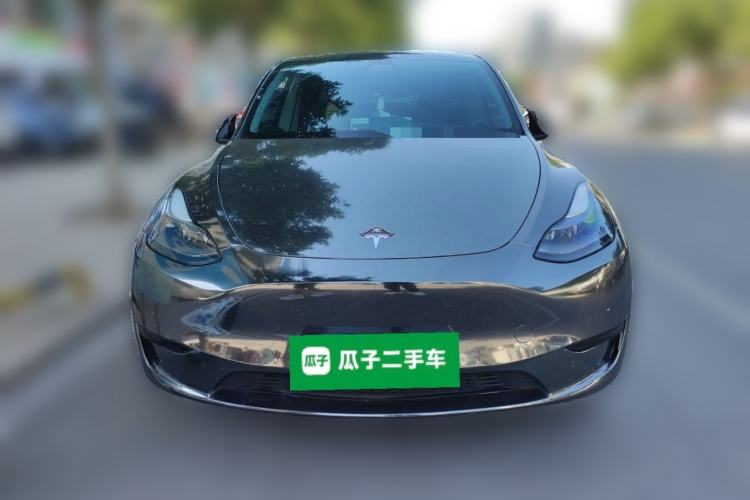 Used Tesla Model Y 2022 Rear-Wheel-Drive Version Front