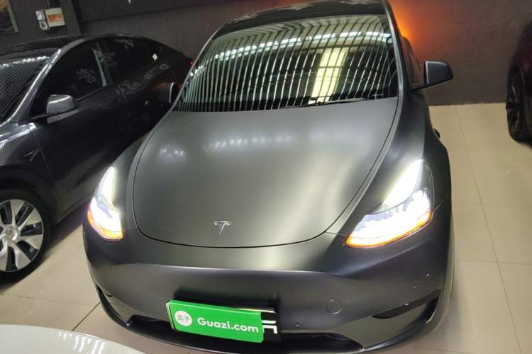 Used Tesla Model Y 2022 Rear-Wheel-Drive Version Front
