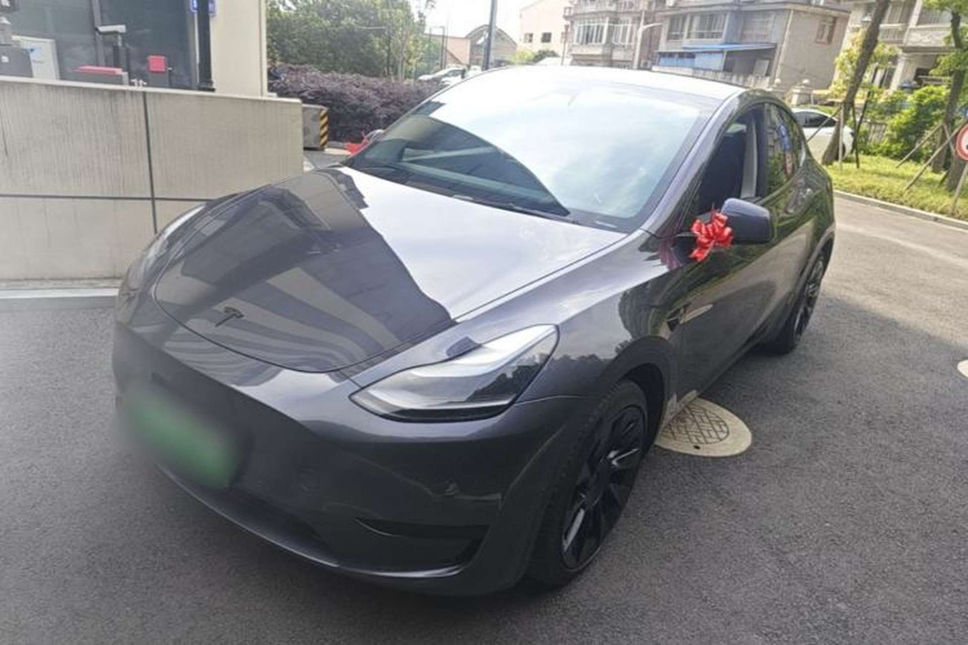 Used Tesla Model Y 2022 Rear-Wheel-Drive Version Front Left 45 Deg