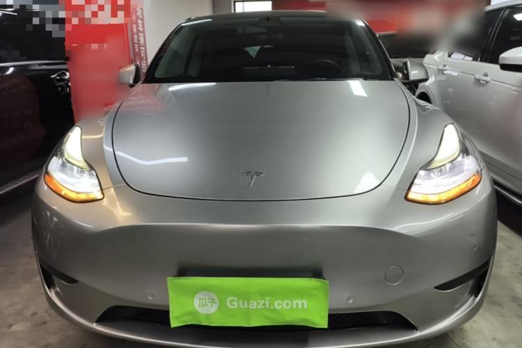 Used Tesla Model Y 2022 Rear-Wheel-Drive Version Front