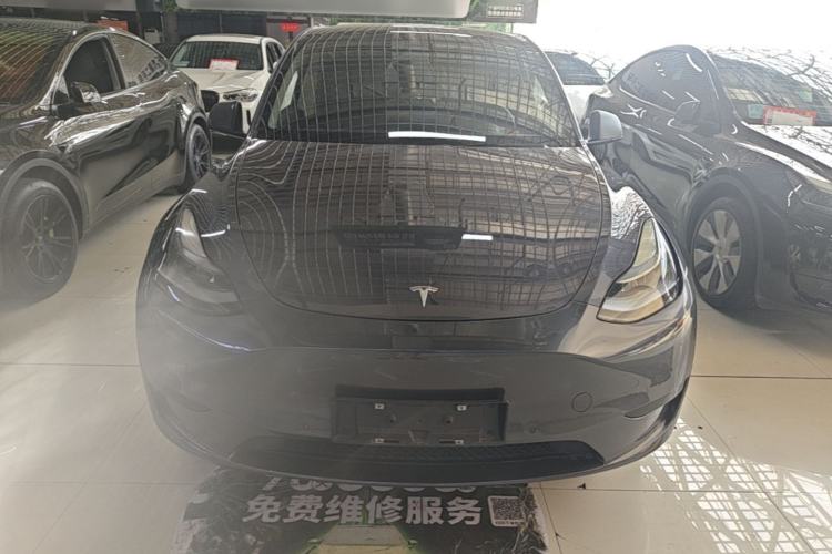Used Tesla Model Y 2022 Rear-Wheel-Drive Version Front