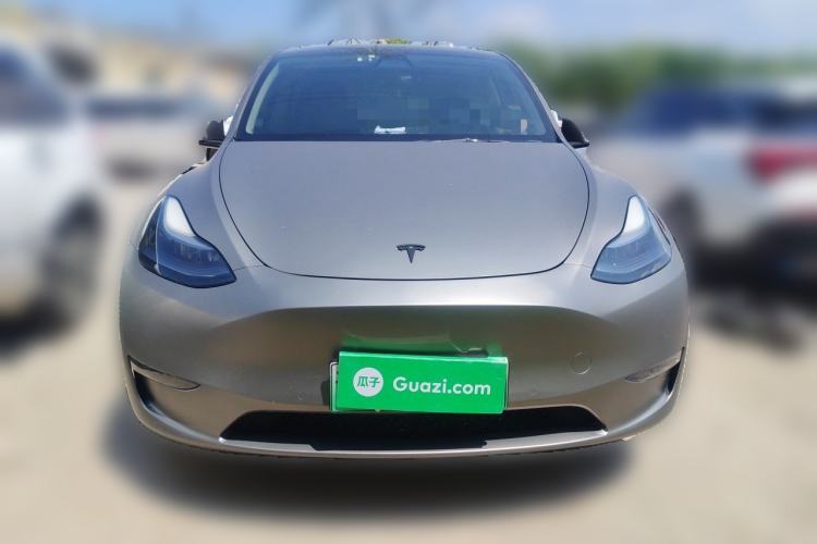 Used Tesla Model Y 2022 Long-Range All-Wheel-Drive Version Front