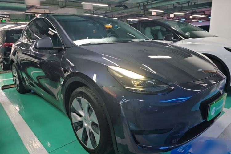 Used Tesla Model Y 2022 Revised Version Rear-Wheel Drive Front Right 45 Deg