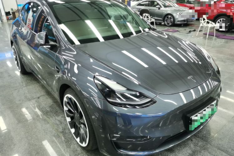 Used Tesla Model Y 2022 Performance High-Performance All-Wheel-Drive Version Front Right 45 Deg